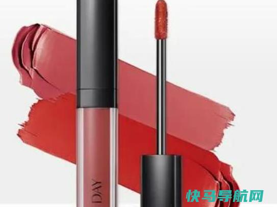 口红什么颜色不显黑？口红怎么涂好看