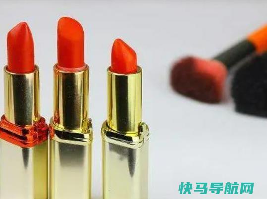 口红什么颜色不显黑？口红怎么涂好看